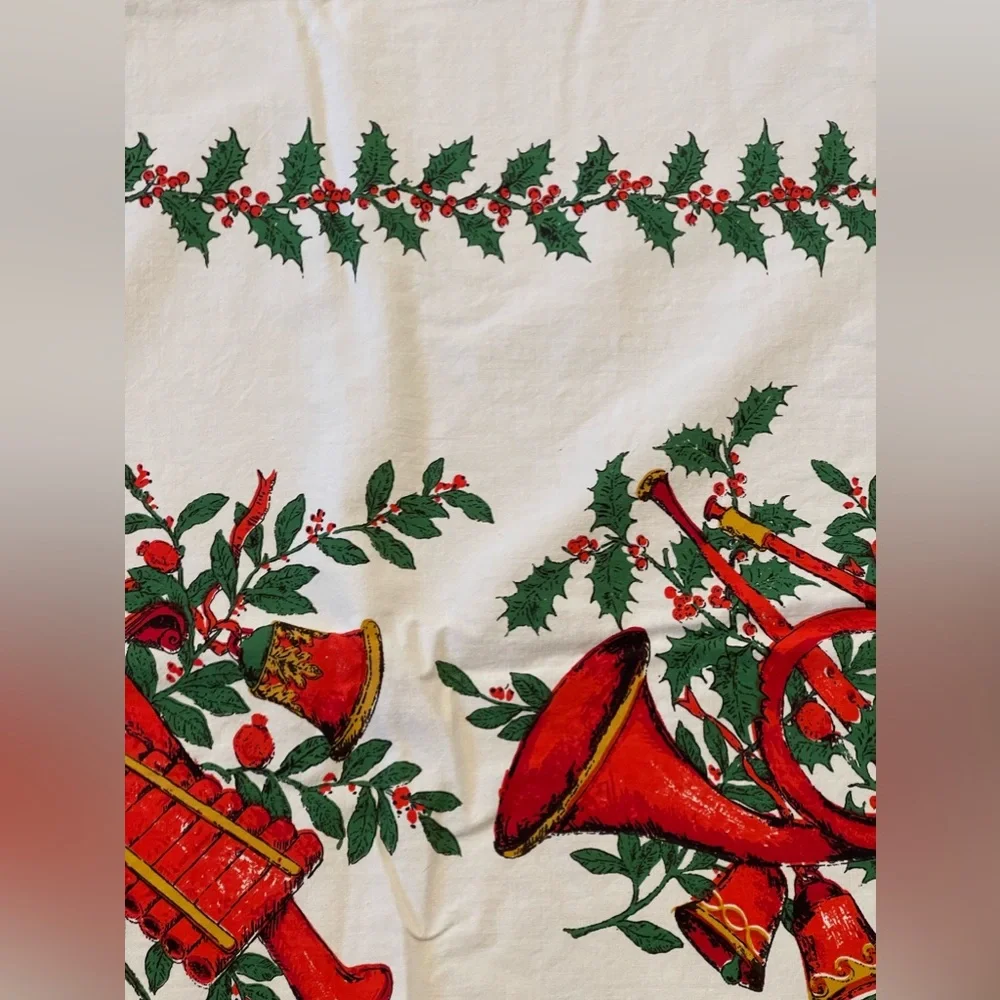 Fallani &‎ Cohn made in USA all cotton mid century heavy tablecloth-Christmas